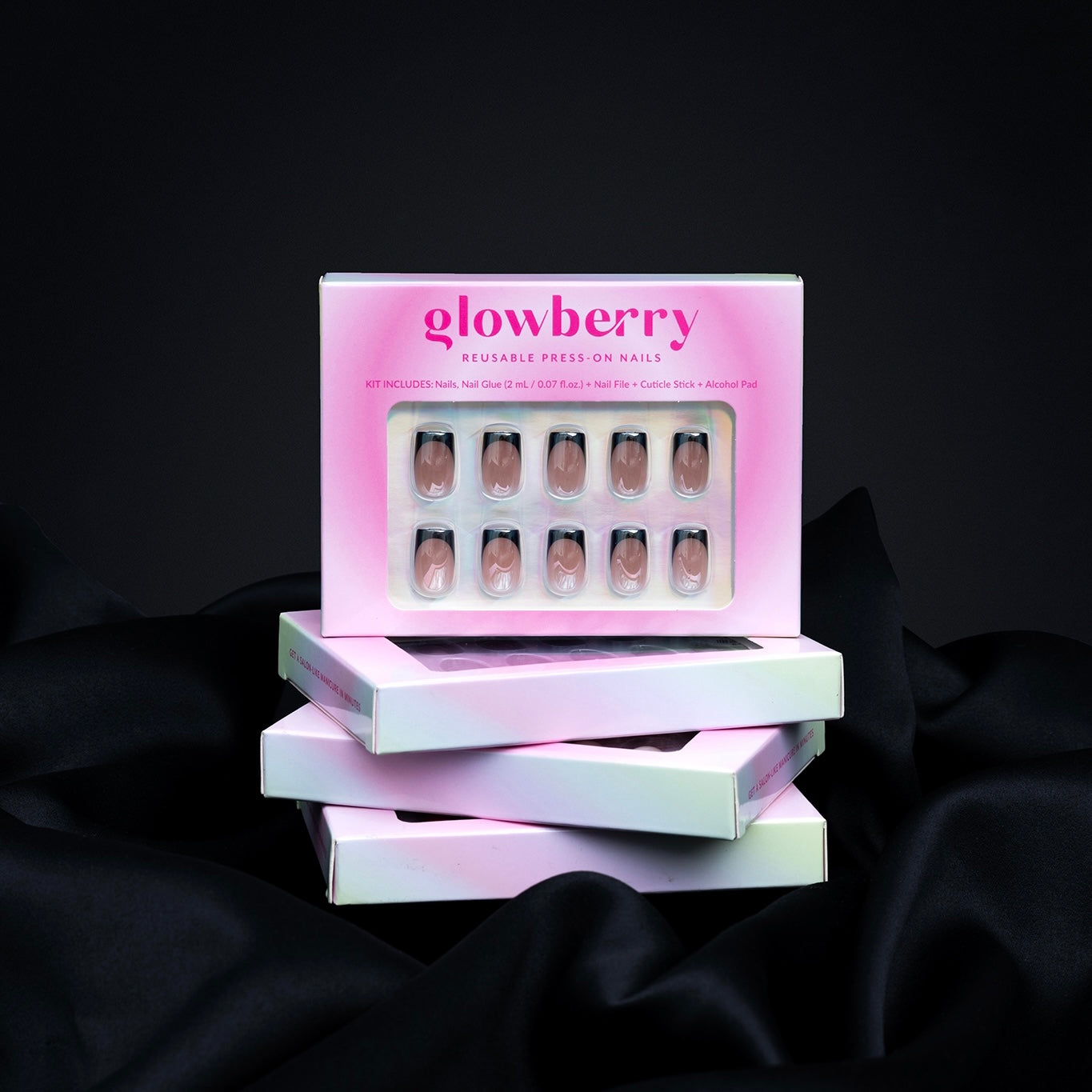 Glowberry kvaliteetsed korduvkasutatavad press-on küüned musta prantsuse maniküüriga!