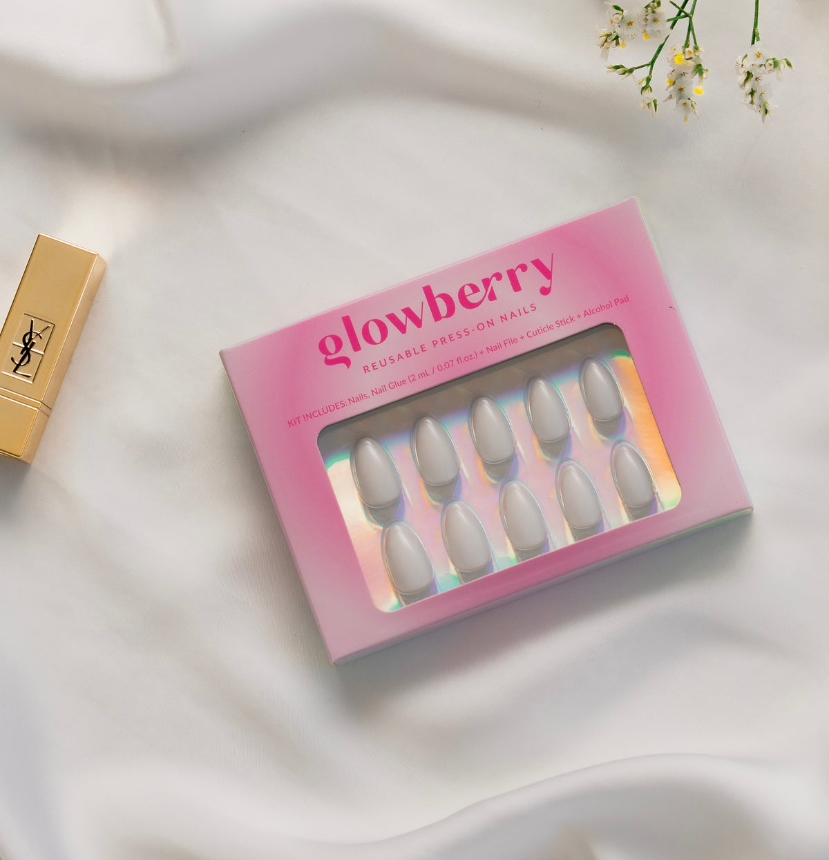 Glowberry kvaliteetsed korduvkasutatavad press-on küüned valget värvi!