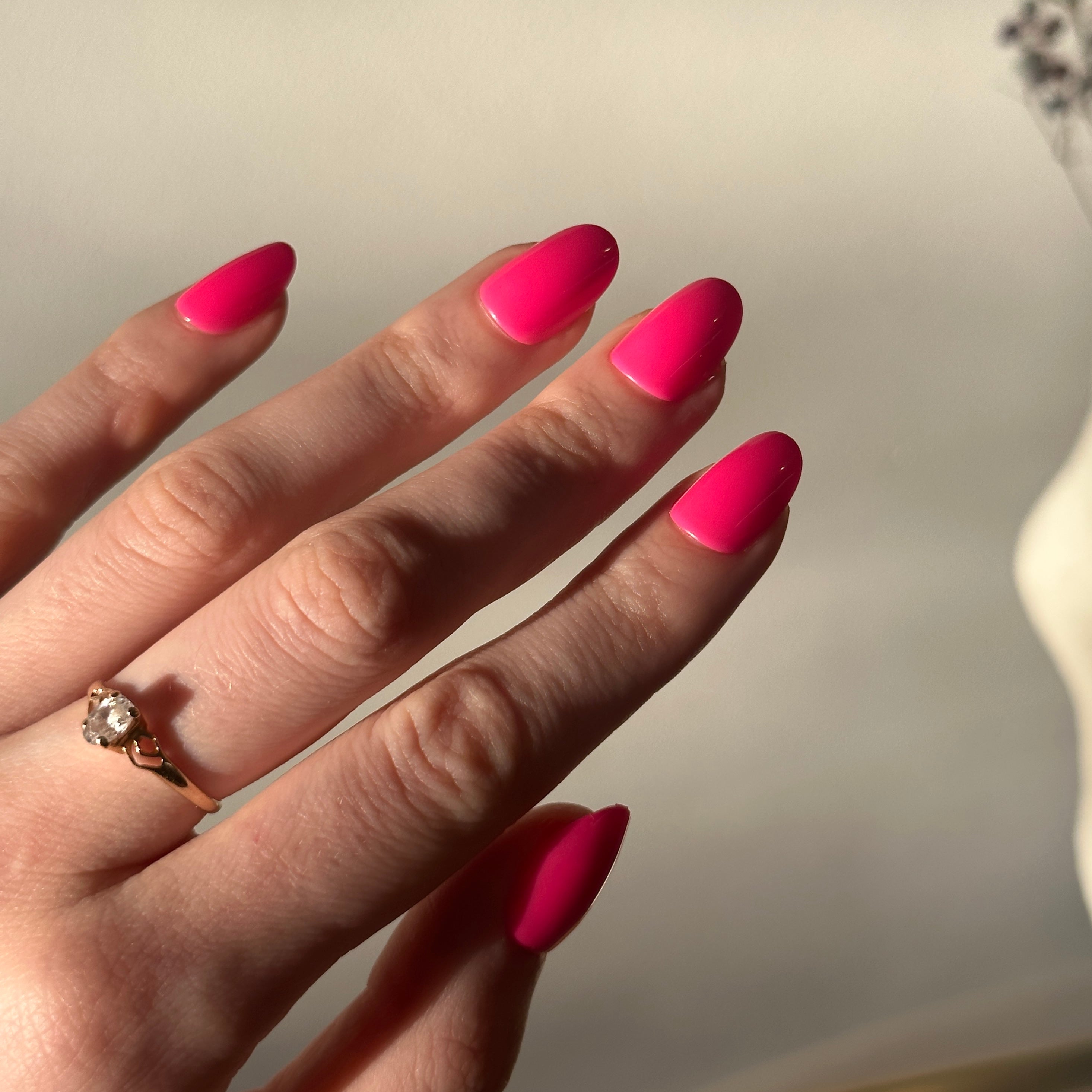 Glowberry kvaliteetsed korduvkasutatavad press-on küüned erkroosad!