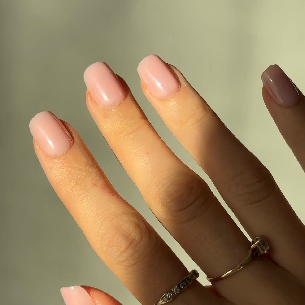 Glowberry kvaliteetsed korduvkasutatavad press-on küüned roosat värvi!