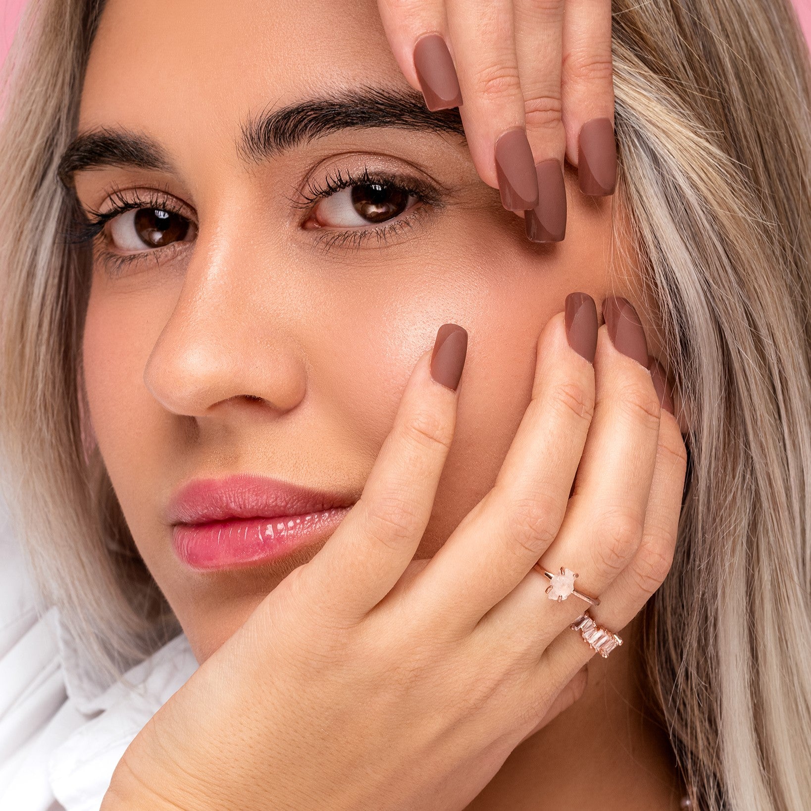 Glowberry kvaliteetsed korduvkasutatavad press-on küüned pruuni värvi!